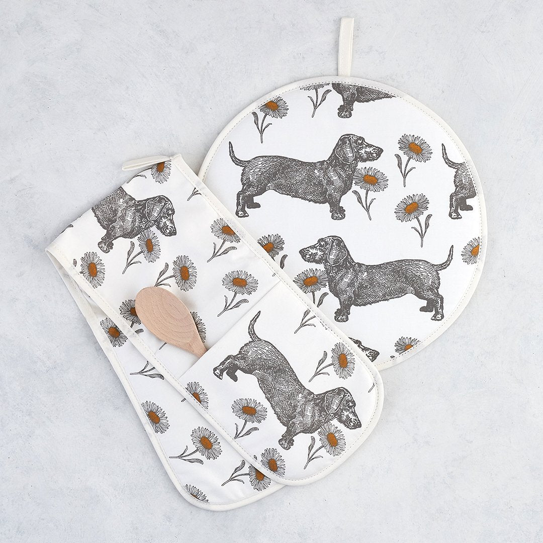 Thornback & Peel - Dog & Daisy Tea Towel