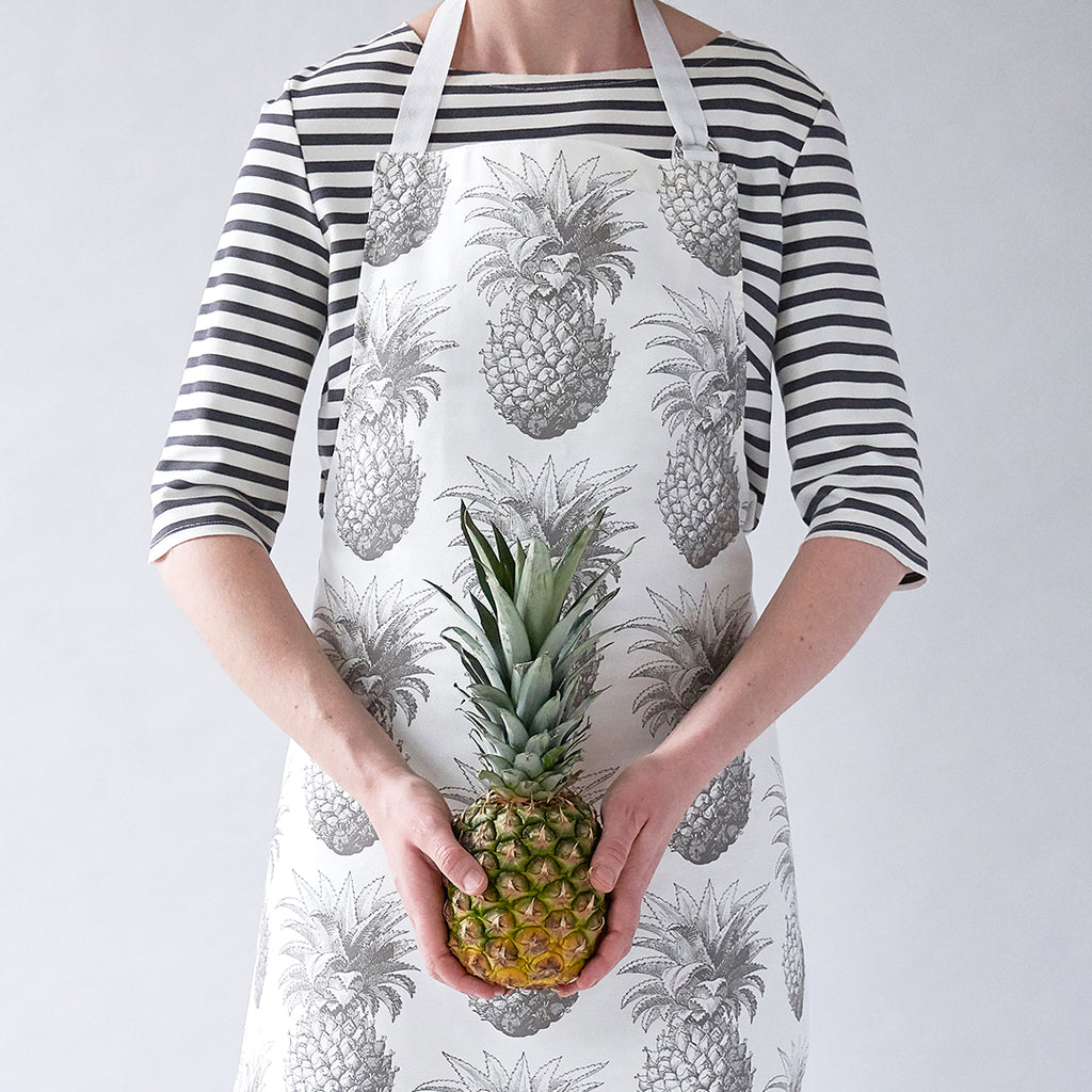Pineapple Apron, Grey